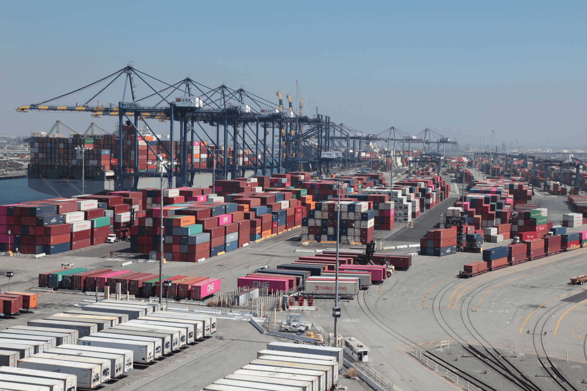 LA Logistics